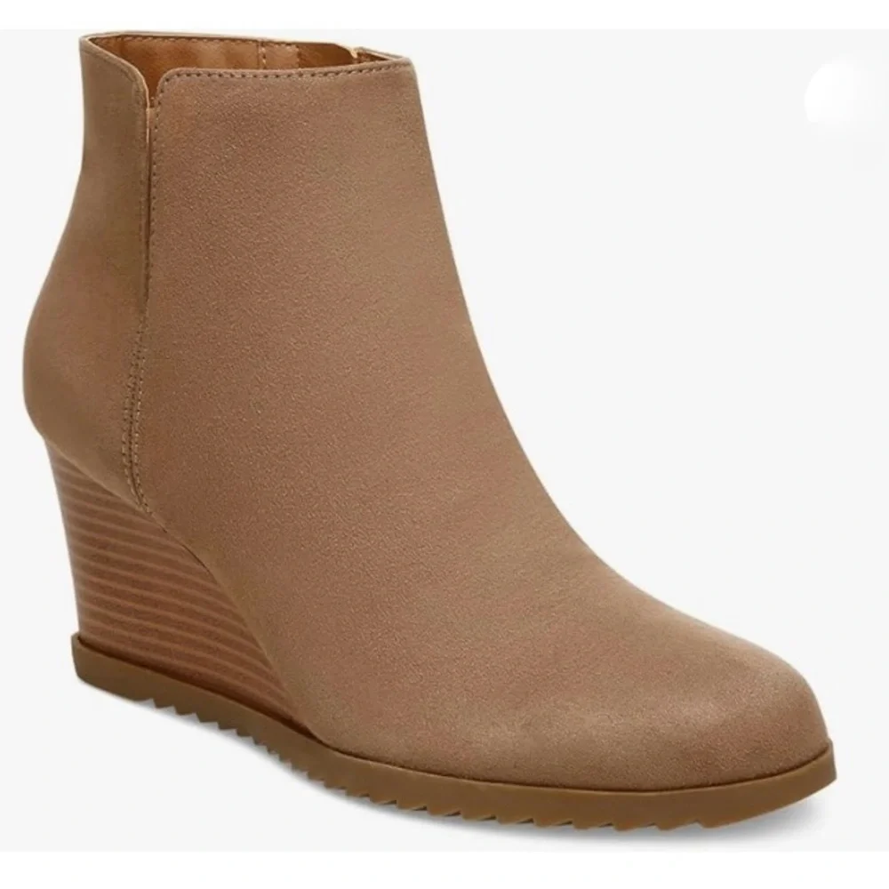 Style & Co. Tan Wedge Ankle Boots Size 11